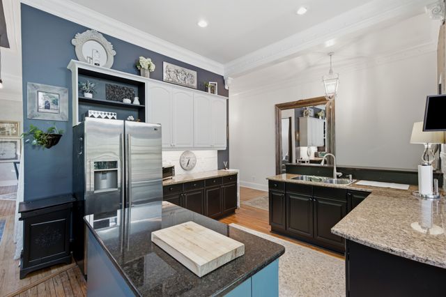 1305 Greenwood Ave, Nashville, TN 37206