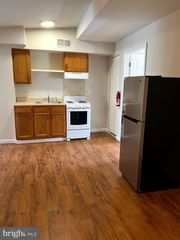 118 N 3RD ST, Camden, NJ 08102