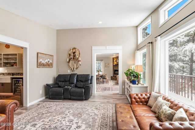 10622 Horizon Drive, Juneau, AK 99801