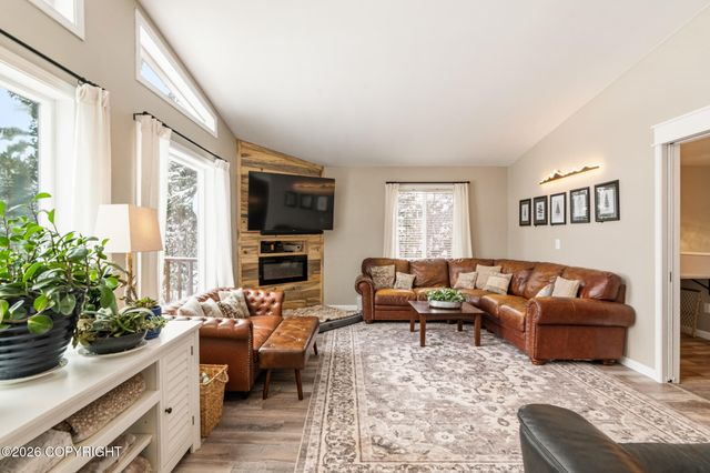 10622 Horizon Drive, Juneau, AK 99801