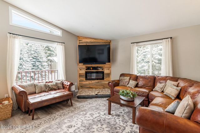 10622 Horizon Drive, Juneau, AK 99801