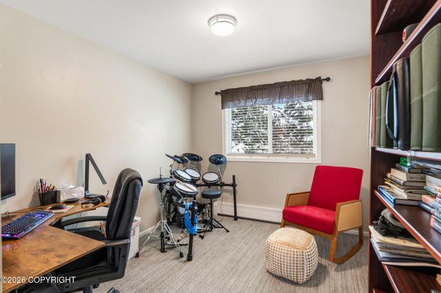 10622 Horizon Drive, Juneau, AK 99801