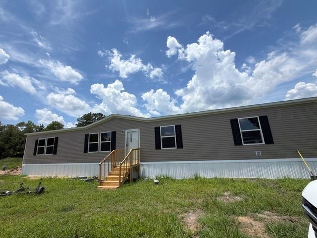 940 Liberty Church Rd., Loris, SC 29569