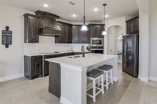 640 Lakota Parkway, Waxahachie, TX 75165