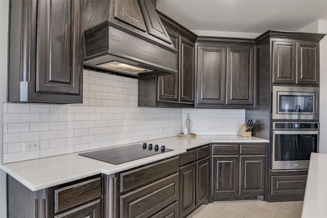 640 Lakota Parkway, Waxahachie, TX 75165