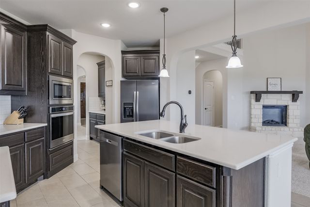 640 Lakota Parkway, Waxahachie, TX 75165