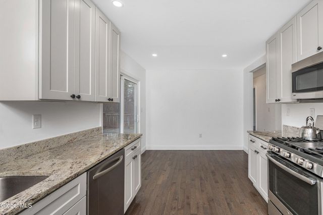 547 Middle Grove Road, Greenfield, NY 12850