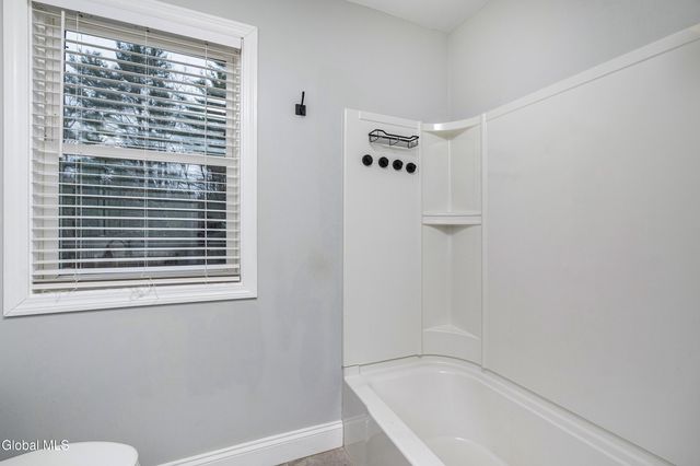 547 Middle Grove Road, Greenfield, NY 12850