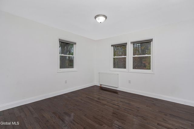 547 Middle Grove Road, Greenfield, NY 12850