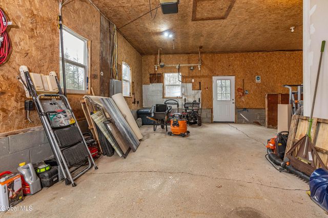 547 Middle Grove Road, Greenfield, NY 12850