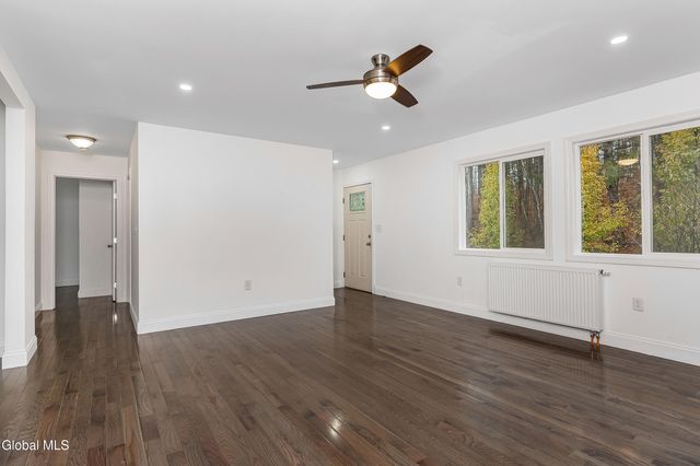 547 Middle Grove Road, Greenfield, NY 12850