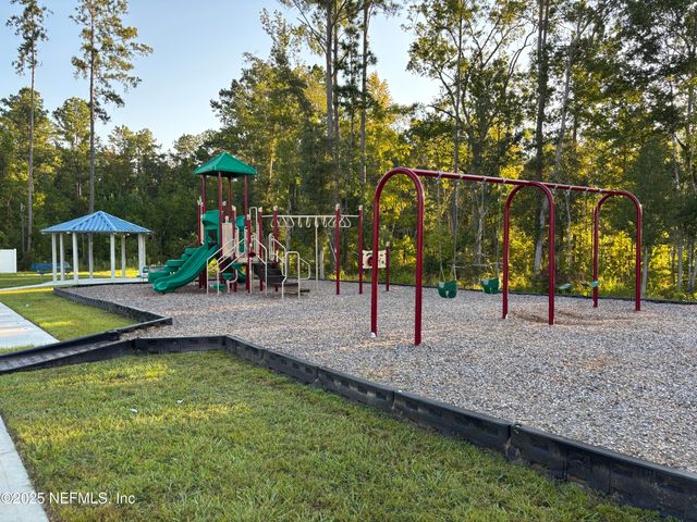 2165 WINDWARD CAY Lane, Middleburg, FL 32068