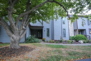 209 Fox Trot D, Dixon, IL 61021