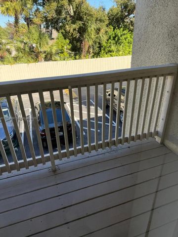 1500 N Congress Ave A4, West Palm Beach, FL 33401