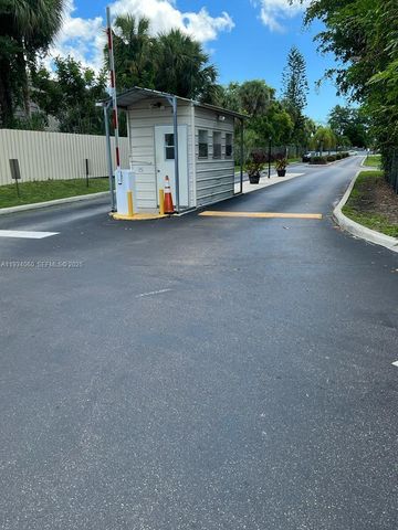 1500 N Congress Ave A4, West Palm Beach, FL 33401