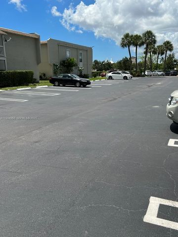 1500 N Congress Ave A4, West Palm Beach, FL 33401