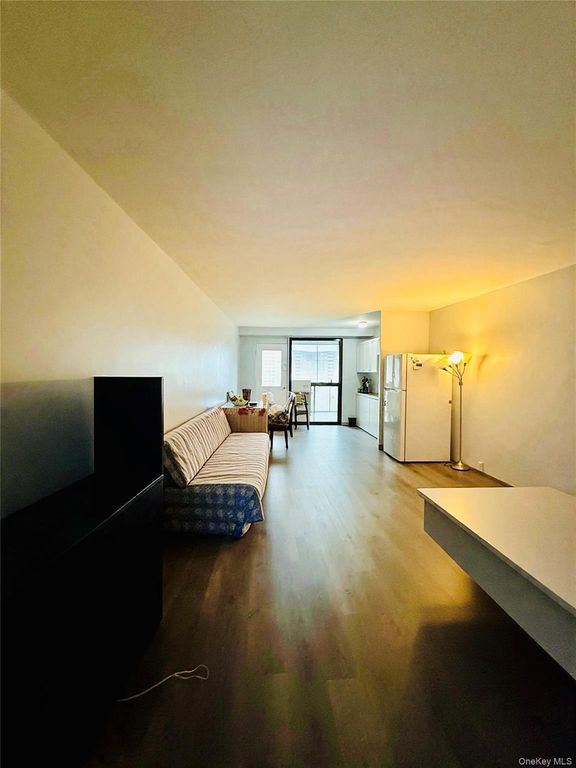61-35 98 street 10N, Rego Park, NY 11374 — photo 4