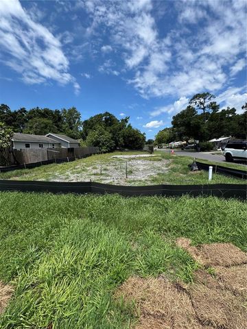 4240 40TH STREET N, St Petersburg, FL 33714