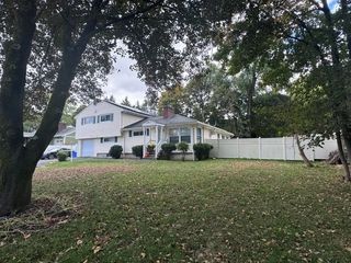 206 North Rd, Chelmsford, MA 01824