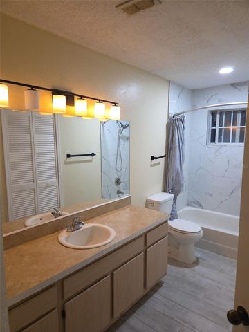 3705 SW 27TH STREET 422, Gainesville, FL 32608