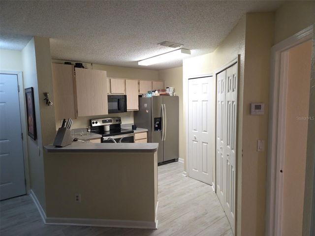 3705 SW 27TH STREET 422, Gainesville, FL 32608