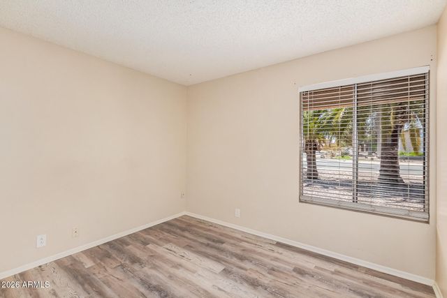 300 W EL ALBA Way, Chandler, AZ 85225