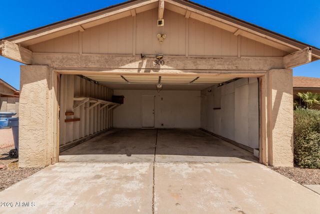 300 W EL ALBA Way, Chandler, AZ 85225