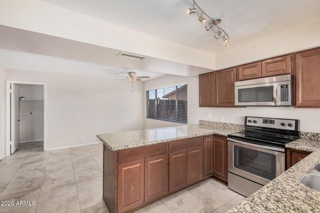 300 W EL ALBA Way, Chandler, AZ 85225
