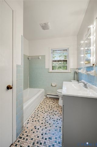 6624 Dalebrook Dr, Chesterfield, VA 23237