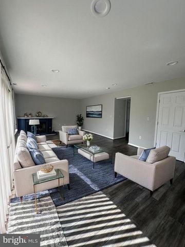 8635 RESECA LN, Springfield, VA 22152