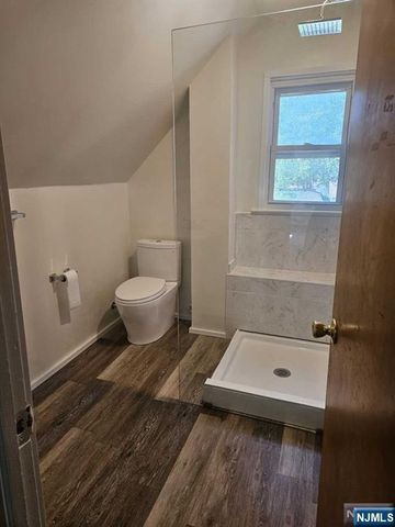 38 Ramapo Avenue, Pompton Lakes, NJ 07442