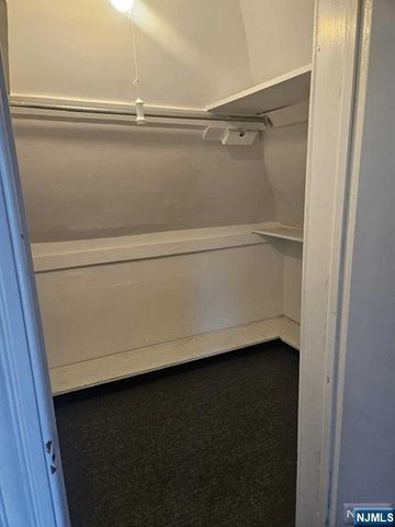 38 Ramapo Avenue, Pompton Lakes, NJ 07442