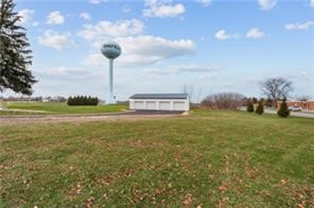 6977 Lewiston Road, Oakfield, NY 14125