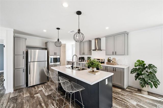 2205 Cooks Landing RD, Hayes, VA 23072