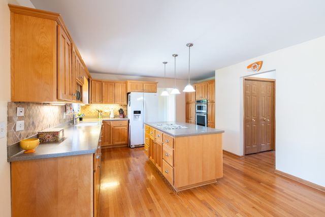 1397 Lahard Road, New Lenox, IL 60451