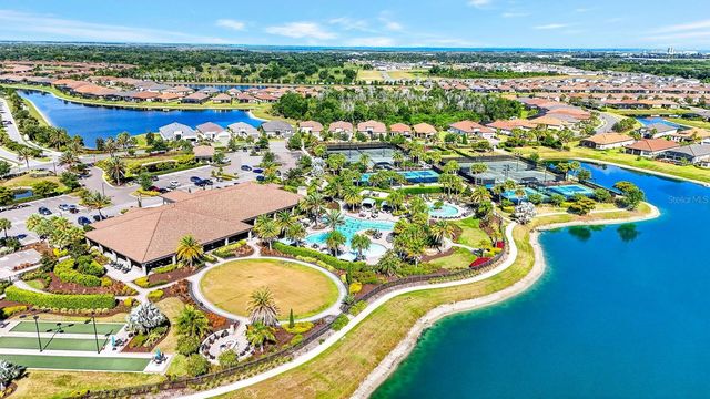 10924 WICKER PARK PLACE, Palmetto, FL 34221