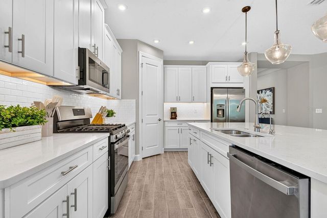 10924 WICKER PARK PLACE, Palmetto, FL 34221