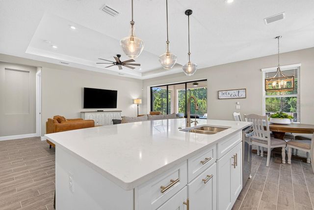 10924 WICKER PARK PLACE, Palmetto, FL 34221