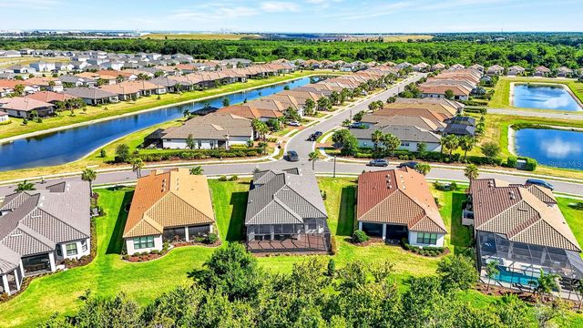 10924 WICKER PARK PLACE, Palmetto, FL 34221