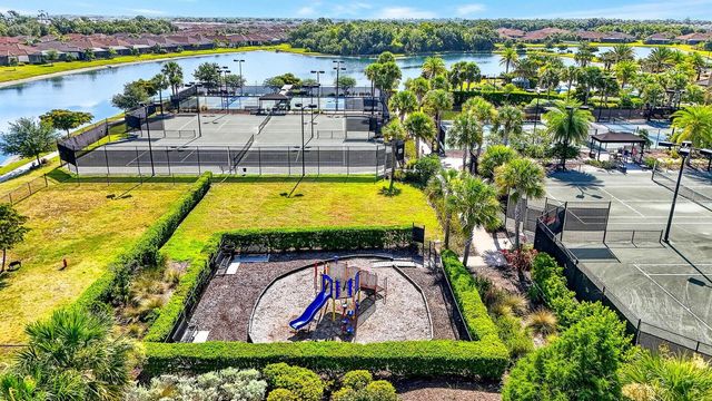 10924 WICKER PARK PLACE, Palmetto, FL 34221