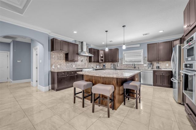 4818 Briscoe Street, Houston, TX 77033