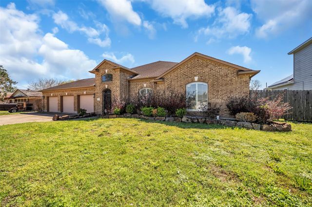 4818 Briscoe Street, Houston, TX 77033