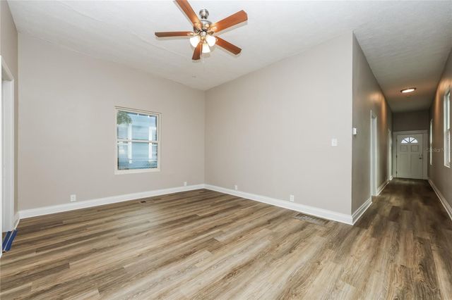 1011 E 15TH AVENUE, Tampa, FL 33605