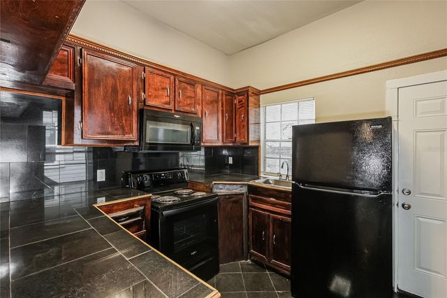 1011 E 15TH AVENUE, Tampa, FL 33605