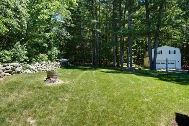 42 Ball St, Northborough, MA 01532