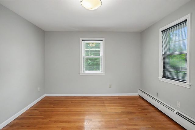 42 Ball St, Northborough, MA 01532