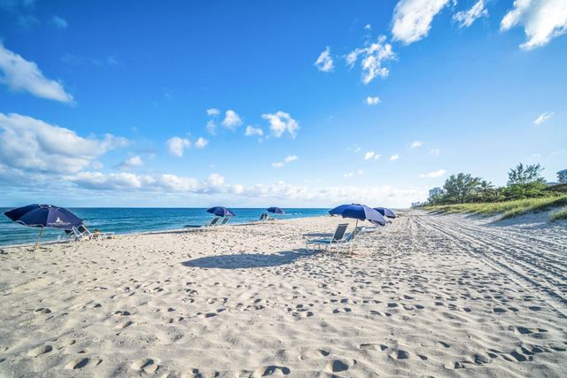 2697 N Ocean Boulevard F-508, Boca Raton, FL 33431