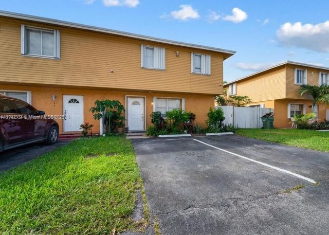35 NE 12th Ave 35, Homestead, FL 33030
