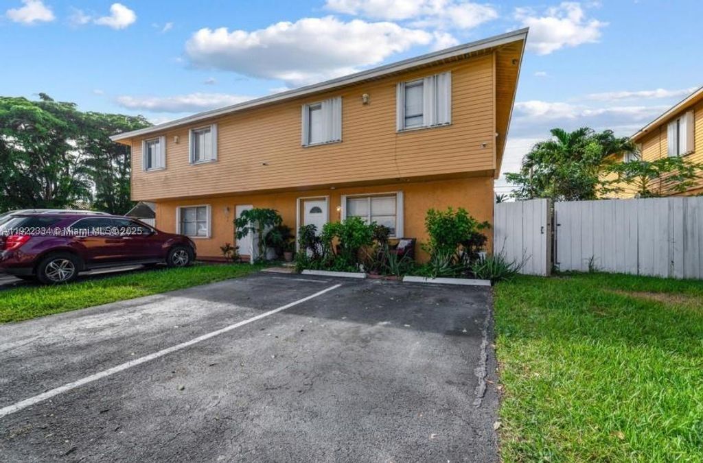 35 NE 12th Ave 35, Homestead, FL 33030
