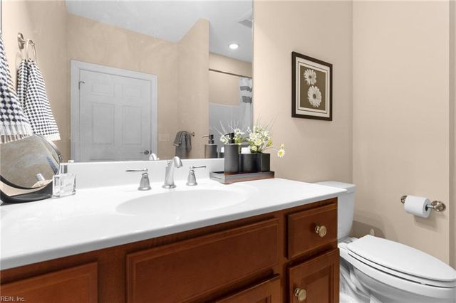 6926 Colemans Crossing AVE, Hayes, VA 23072